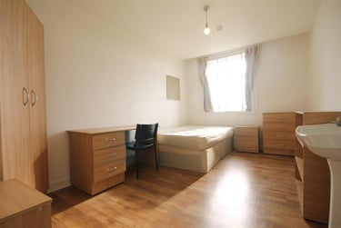 6 bed flat, Rubicon House, Newcastle Upon Tyne, Newcastle, NE15DZ - Image 3